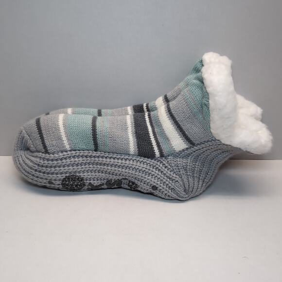 Muk Luks Aloe Infused Cabin Socks Slippers S/M Thick Stripes Grippers Grey - Picture 2 of 6